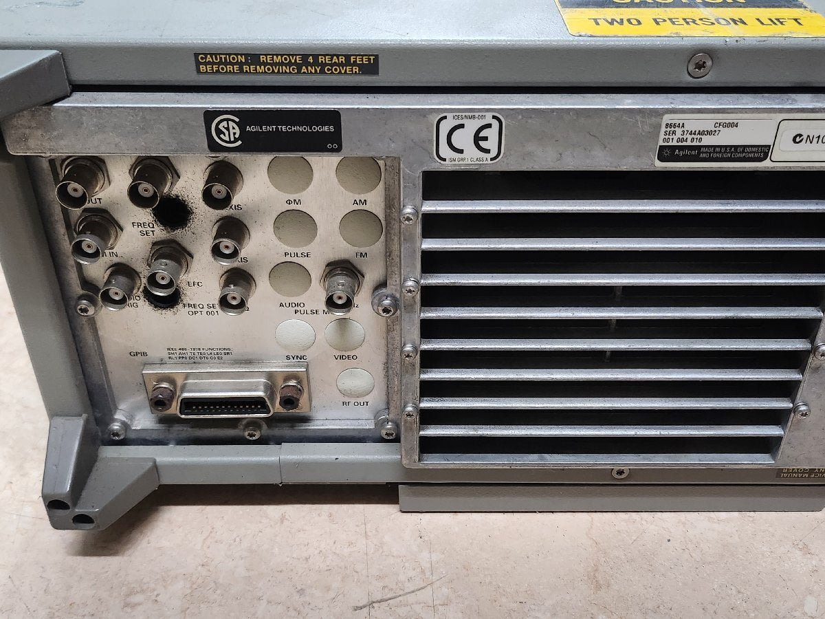 Agilent 8664A Synthesized Signal Generator 100kHz-3GHz Opt.001 004 010 [l1158799339]
