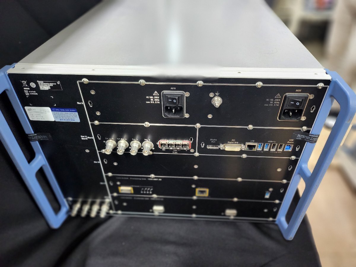 R&S CMX500 Wireless Communication Tester 5G Tester [c1159087769]