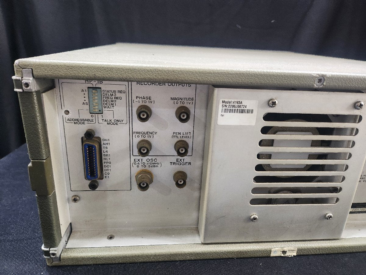 HP 4193A Vector Impedance Meter (for parts or not working) [q1159178923]