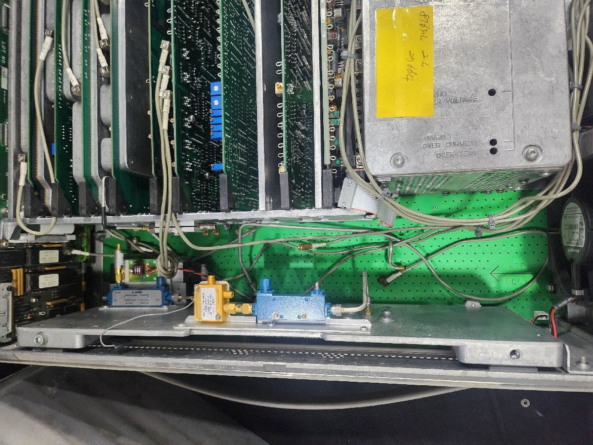 HP 83630L Swept CW Generator 10MHz-26.5GHz [b1159215314]