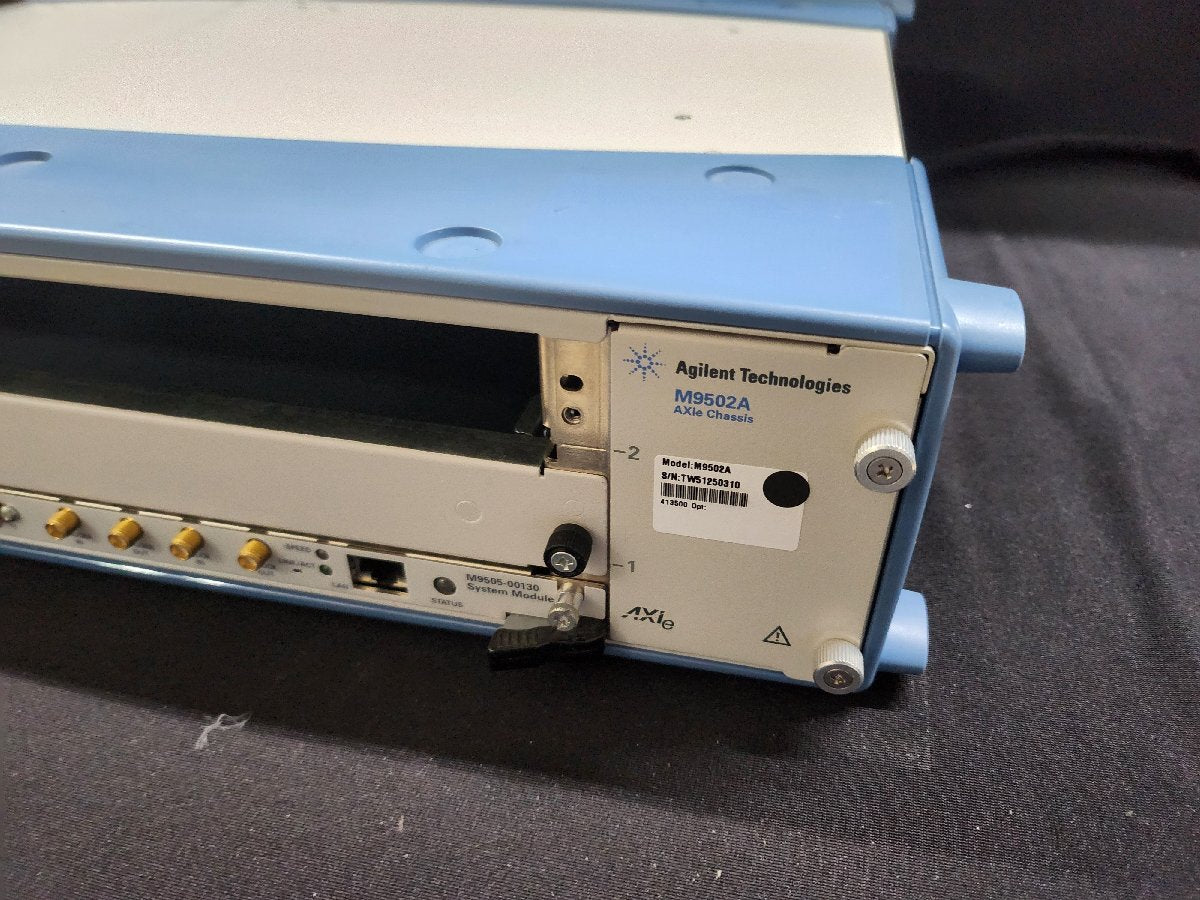 Agilent M9502A AXIe 2-Slot Chassis [v1159238053]