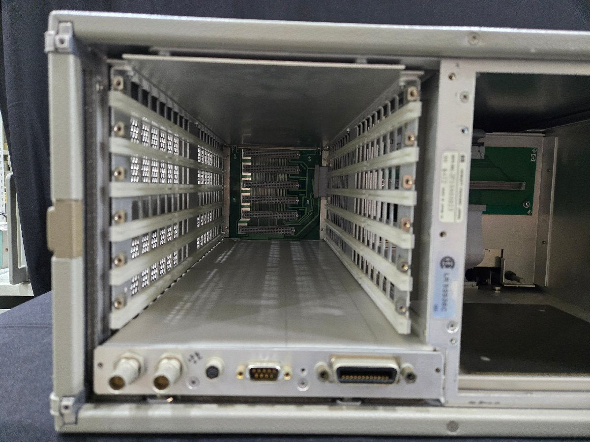 HP 4156A Semiconductor Parameter Analyzer (for parts or not working) [1159868489]