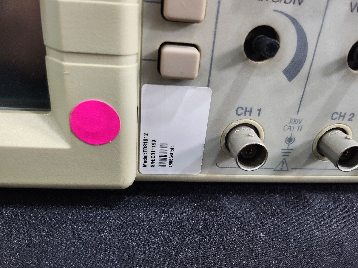 Tektronix TDS1012 Digital Storage Oscilloscope 100MHz 1GS/s 2CH (for parts or not working) [j1160043208]