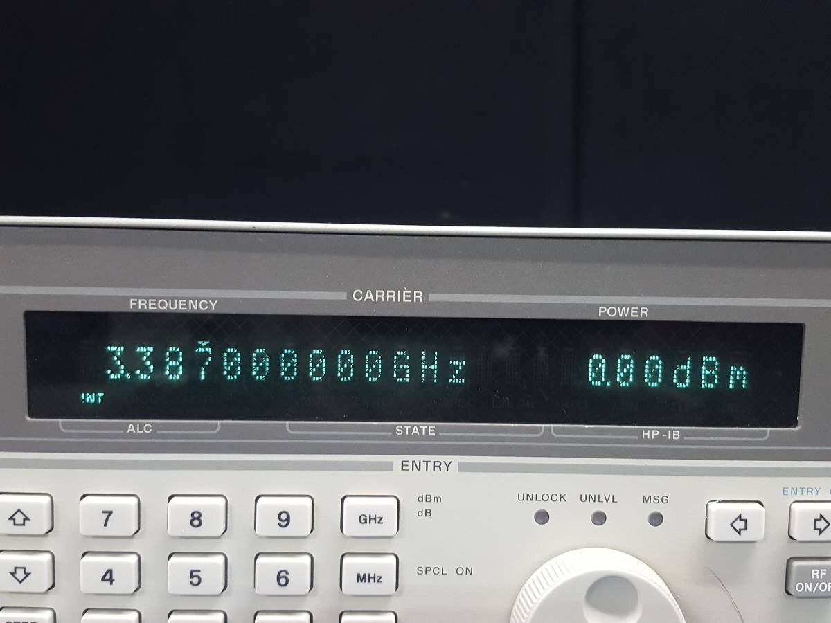 HP 83712B Synthesized CW Generator 10MHz-20GHz [j1160270845]