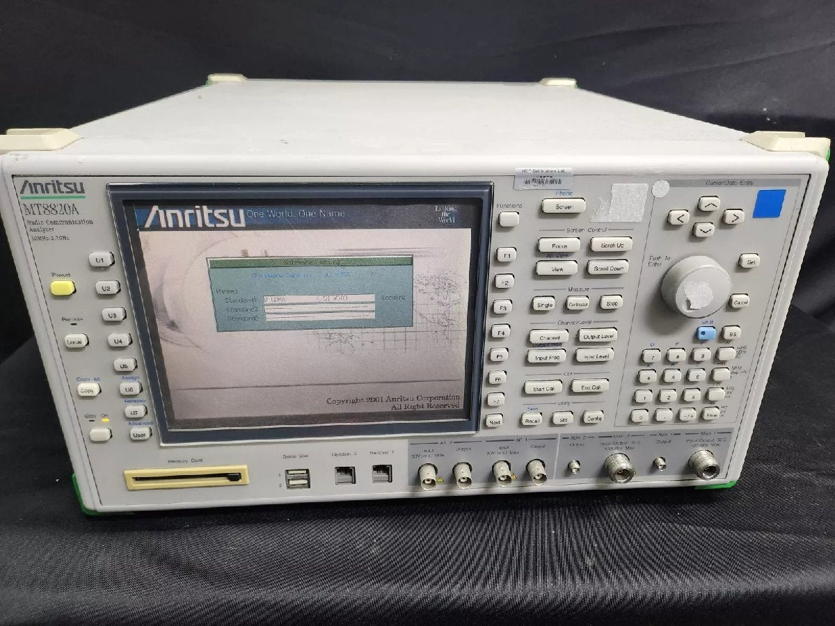 Anritsu MT8820A Radio Communication Analyzer Opt. 01 11 for Parts (for parts) [q1161007071]