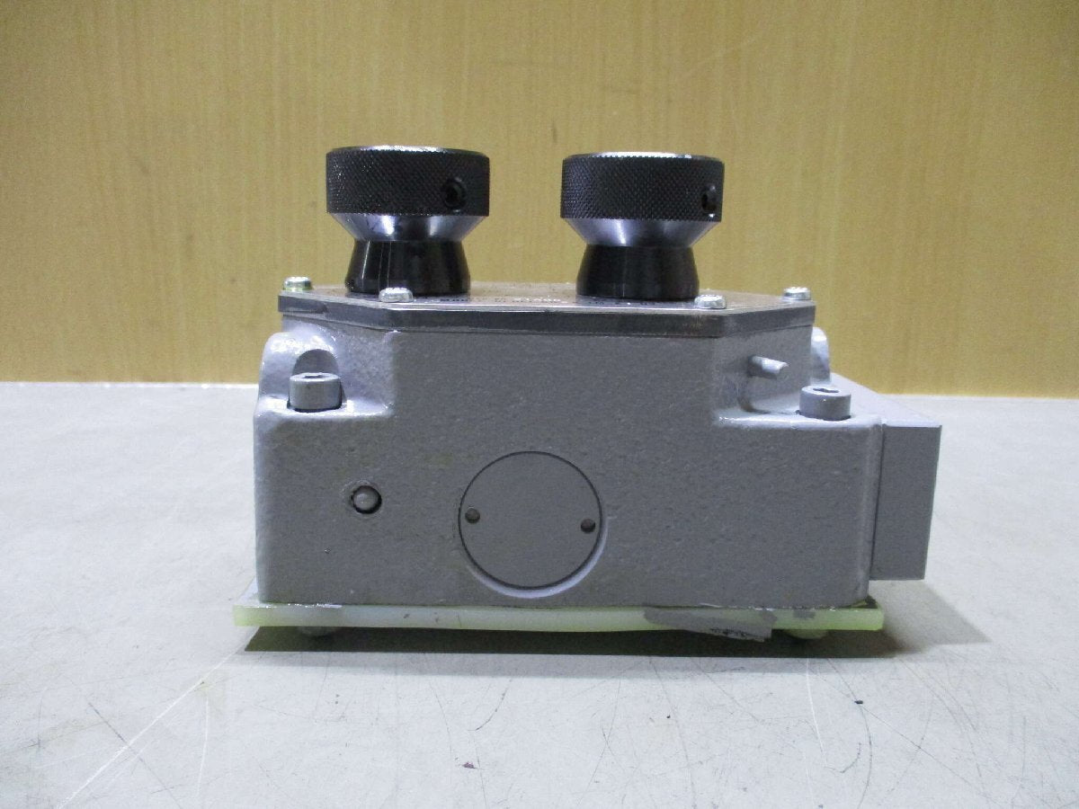 HFDF1-KG2K-1M-K1-03 Flow Control Valve [b1162204503]