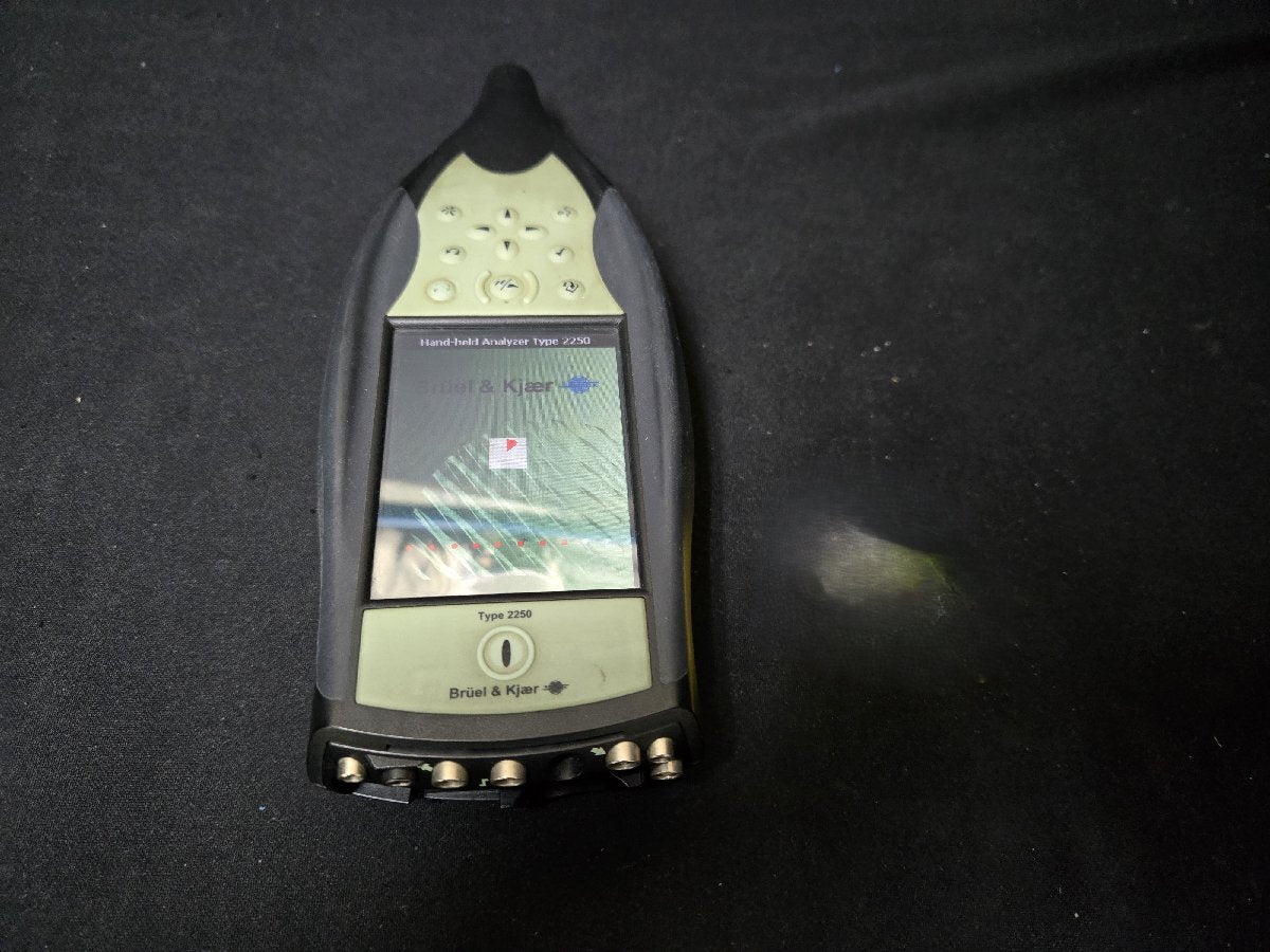 B&K Type 2250 Sound Level Meter Analyzer [b1162756323]