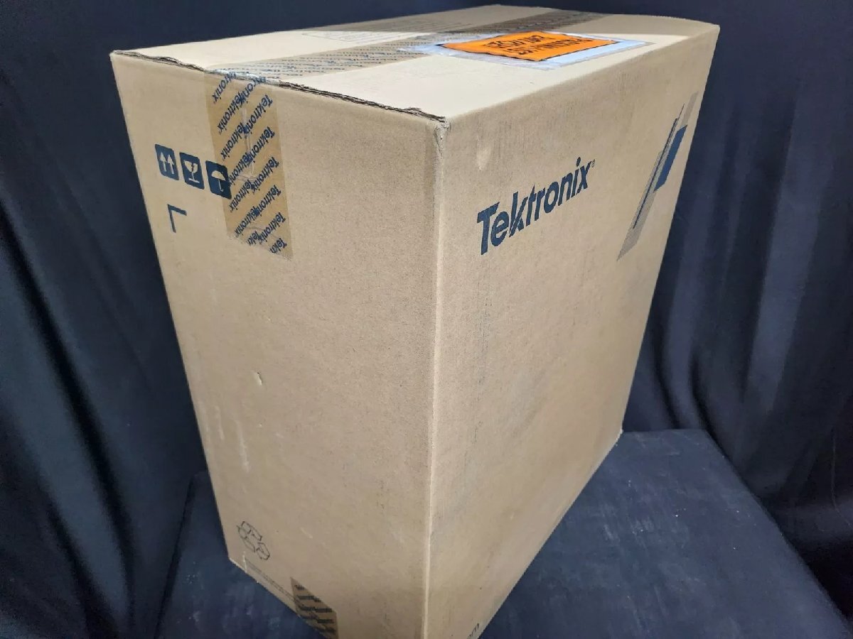 Tektronix MSO44B Mixed Signal Oscilloscope Opt. 4-BW-200 (200MHz) 4-DDU [h1163055985]