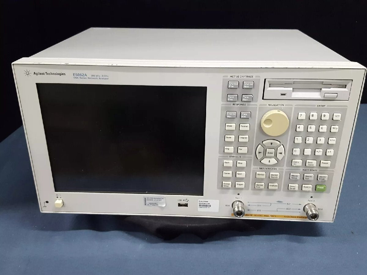 Agilent E5062A ENA Network Analyzer 300kHz-3GHz Opt. 250 [e1163217626]
