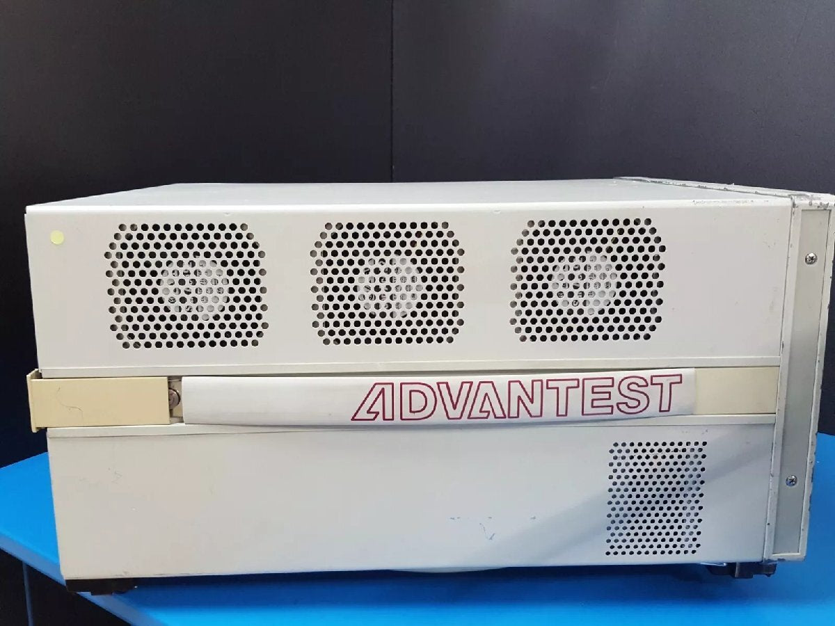 Advantest R3681 Signal Analyzer 20Hz - 32GHz Opt. 22 68 72 [u1163601891]