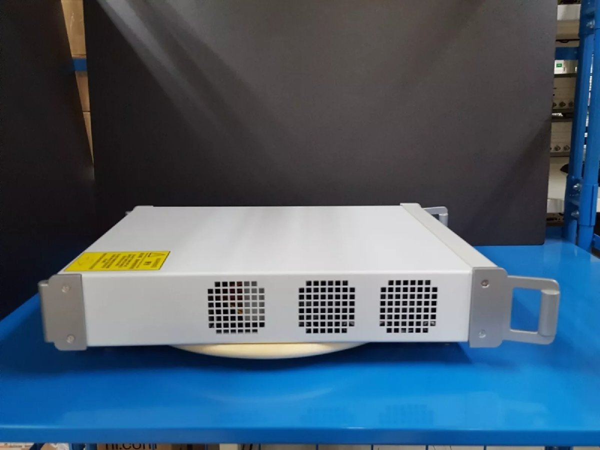 LitePoint IQxel80 Wireless Connectivity Test System [n1163586349]