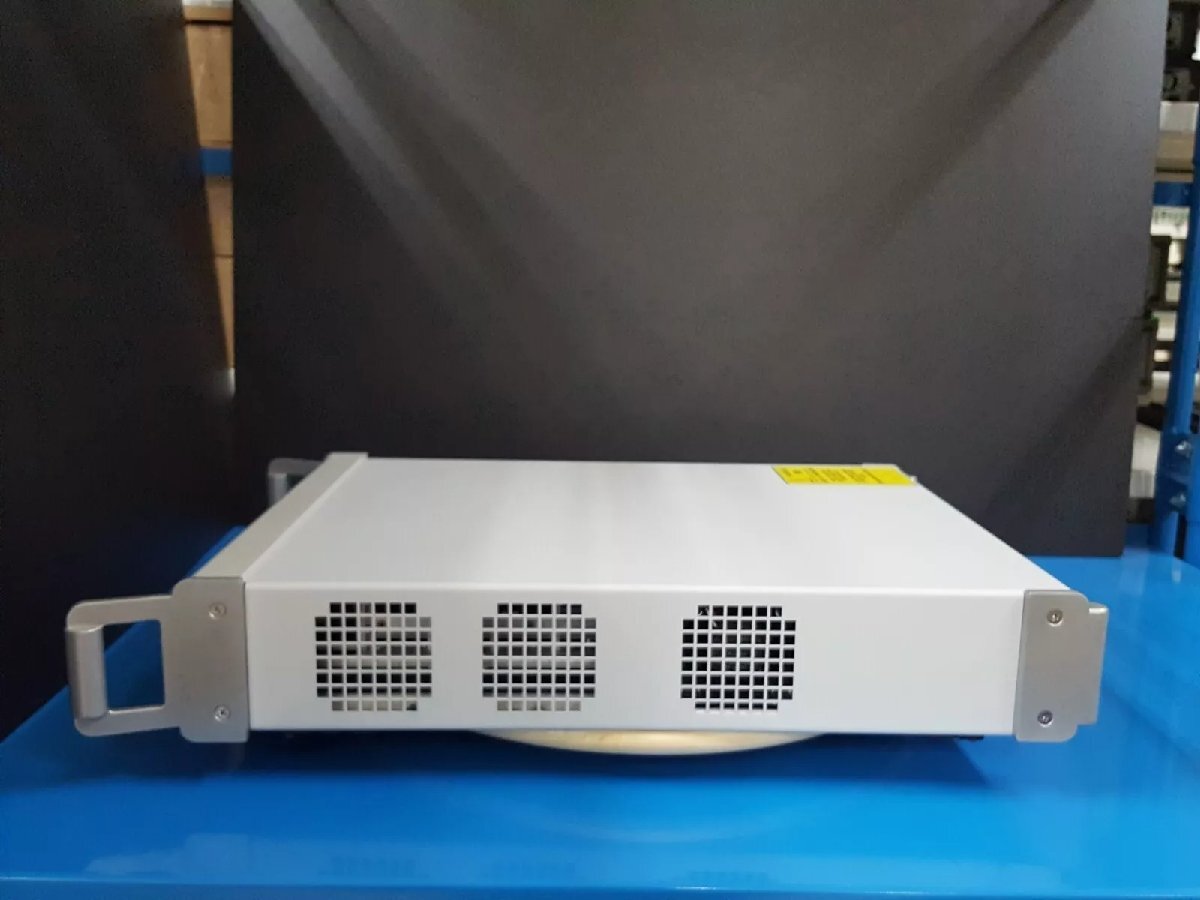LitePoint IQxel80 Wireless Connectivity Test System [n1163586349]