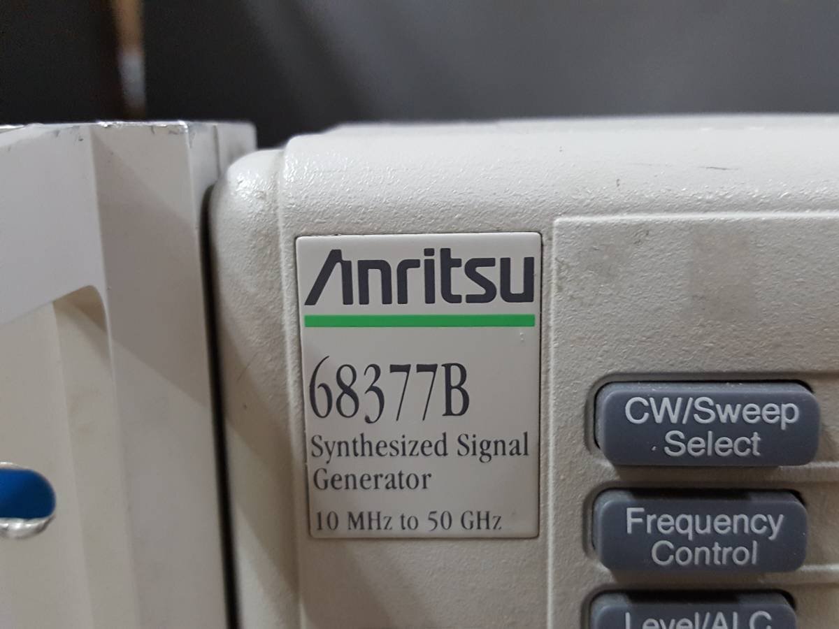 Anritsu 68377B Synthesized Signal Generator 10MHz - 50GHz [r1163844131]