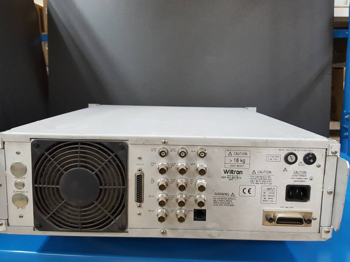 Anritsu 68377B Synthesized Signal Generator 10MHz - 50GHz [r1163844131]