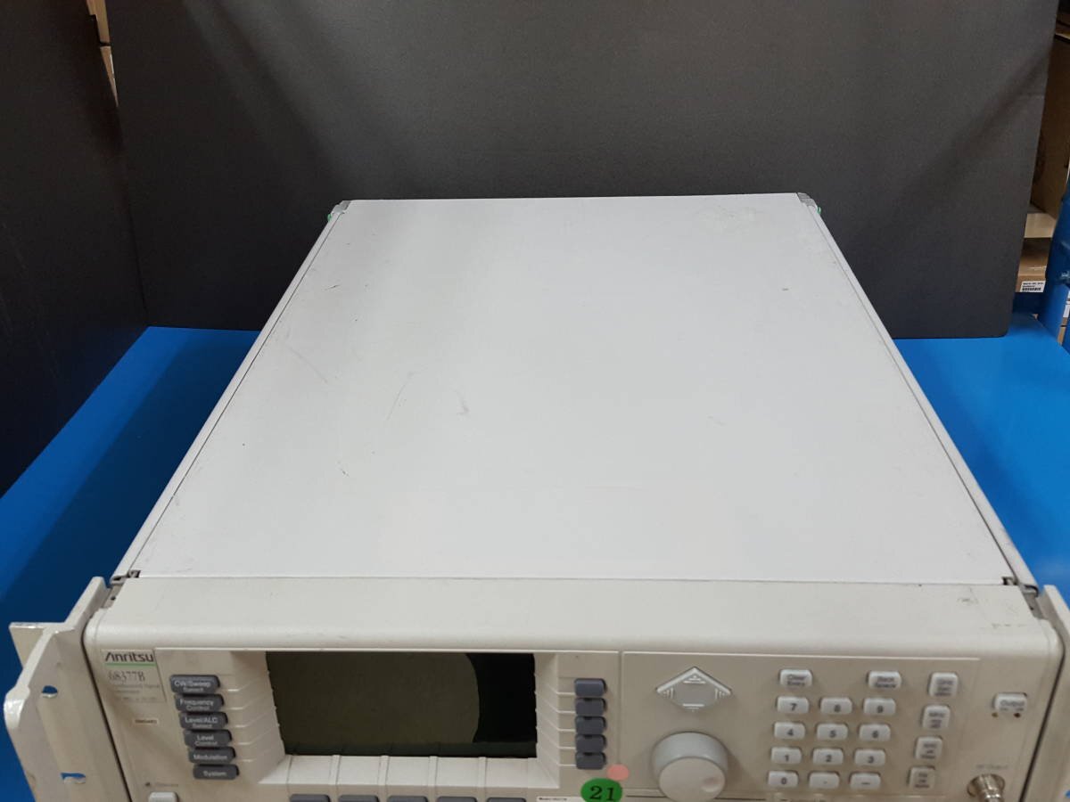 Anritsu 68377B Synthesized Signal Generator 10MHz - 50GHz [r1163844131]