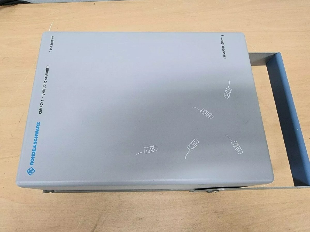 R&S CMU-Z10 RF Shield Box [h1164959263]
