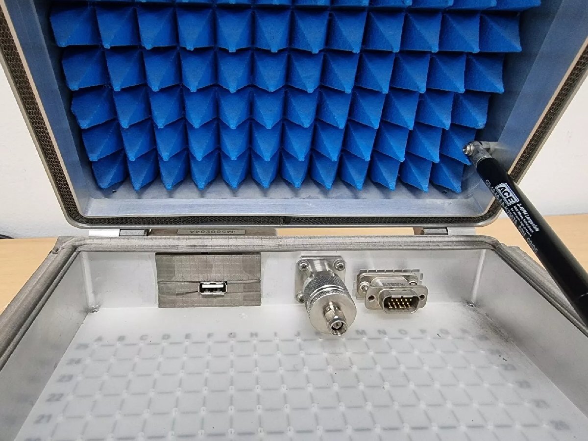 R&S CMU-Z10 RF Shield Box [h1164959263]
