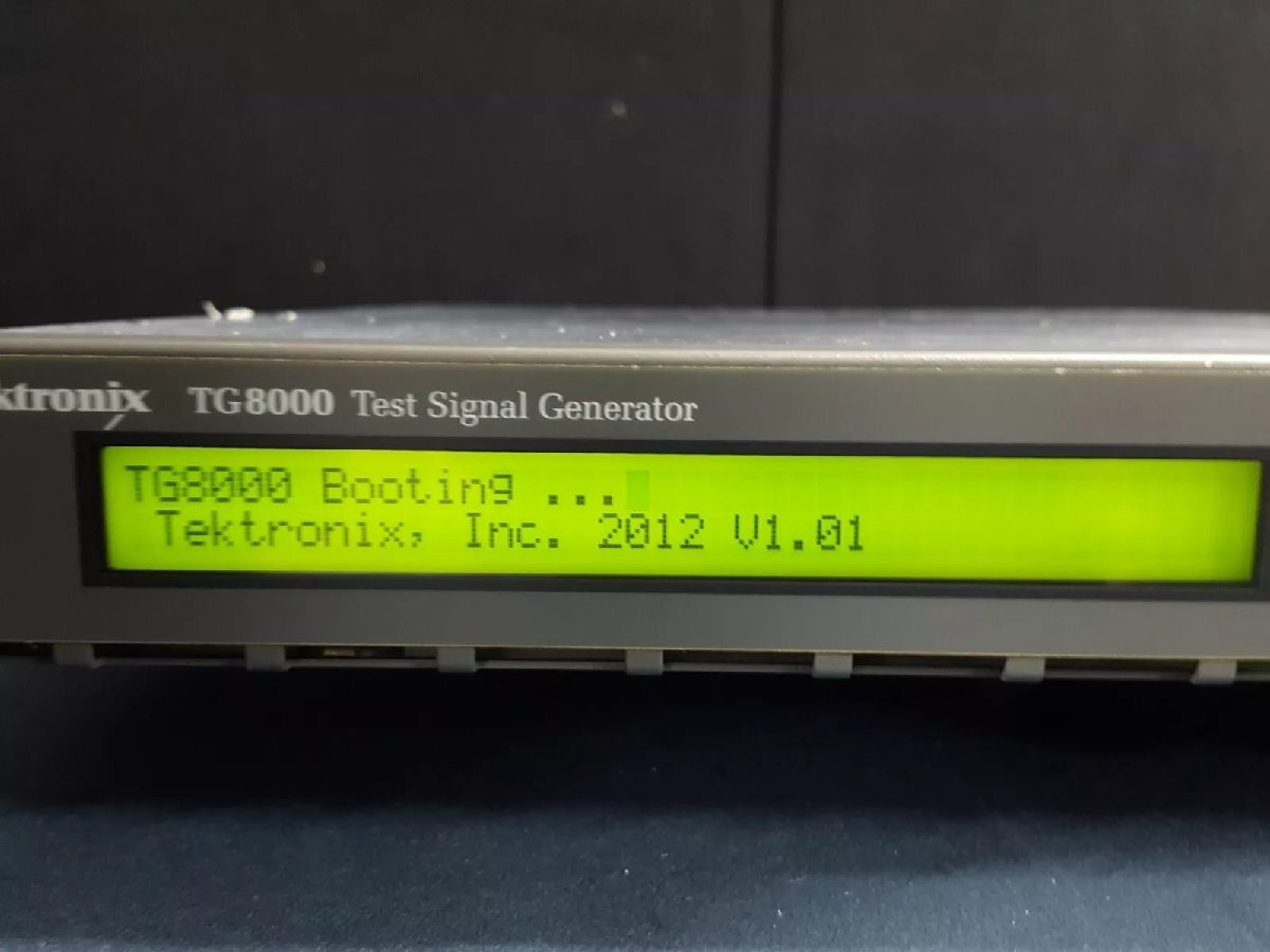 Tektronix TG8000 Multiformat Video Test Signal Generator [j1164961082]