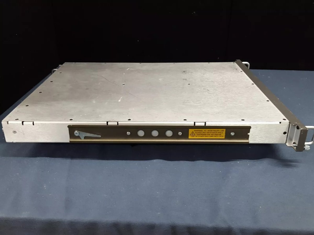 Tektronix TG8000 Multiformat Video Test Signal Generator [k1164966796]