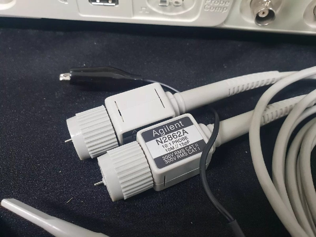 Agilent DSO1022A Oscilloscope 200MHz 2ch 2GSa/s with 2x N2862A Probe [l1164986816]