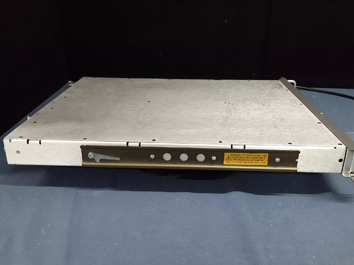 Tektronix TG8000 Multi-format Video Test Signal Generator [b1165261881]