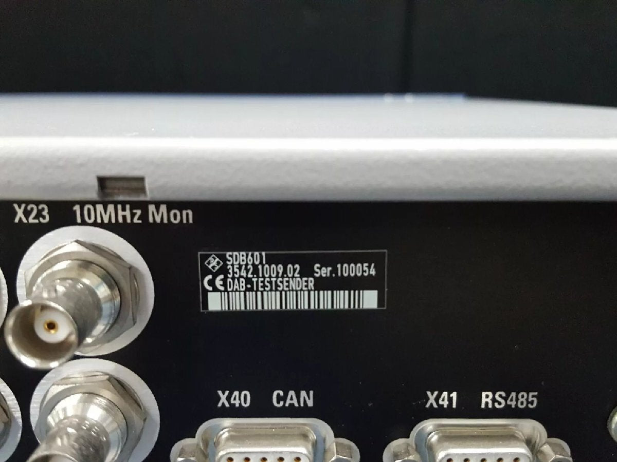 Rohde & Schwarz SDB601 DAB-Test Transmitter [c1165623212]