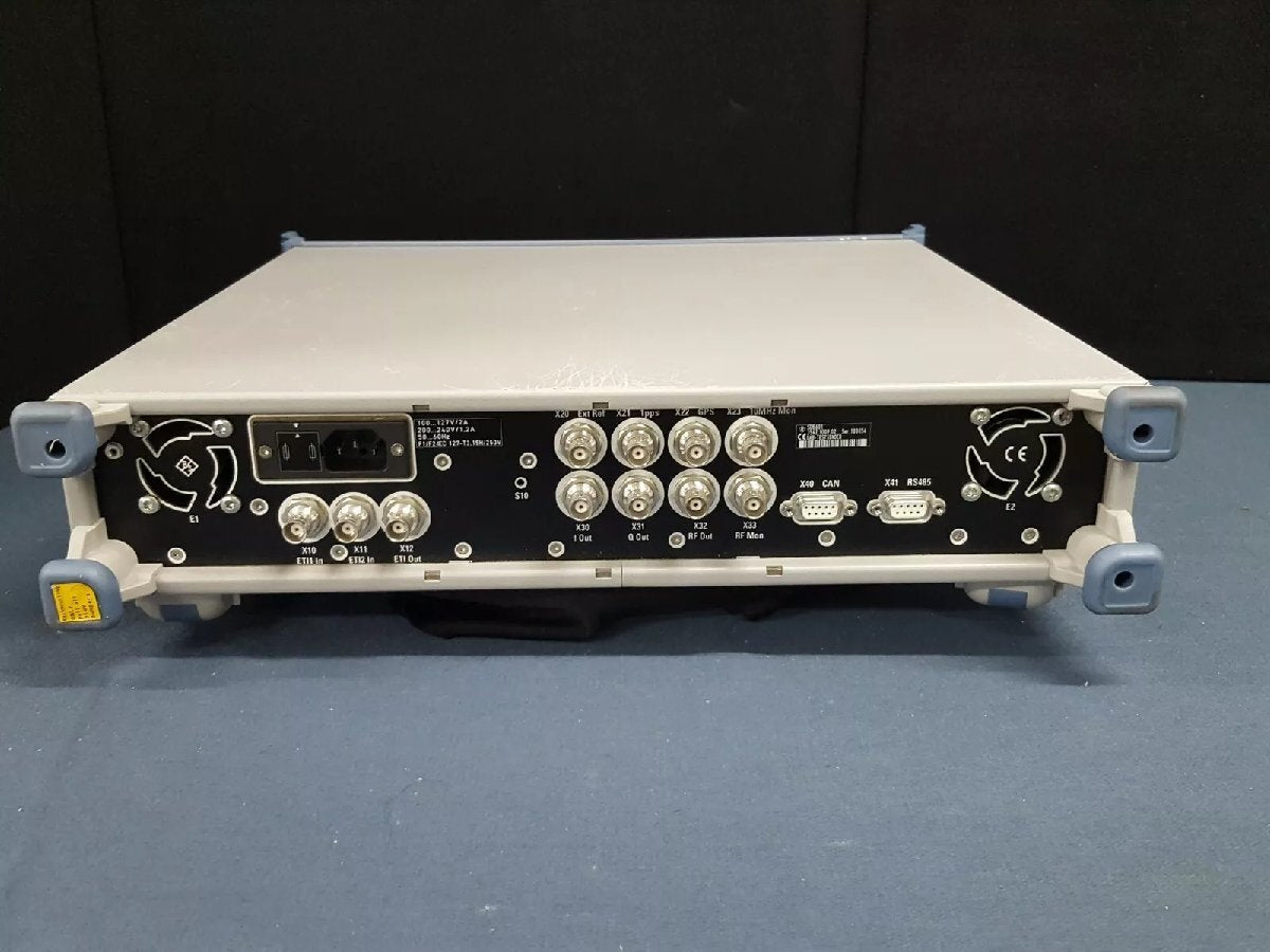 Rohde & Schwarz SDB601 DAB-Test Transmitter [c1165623212]