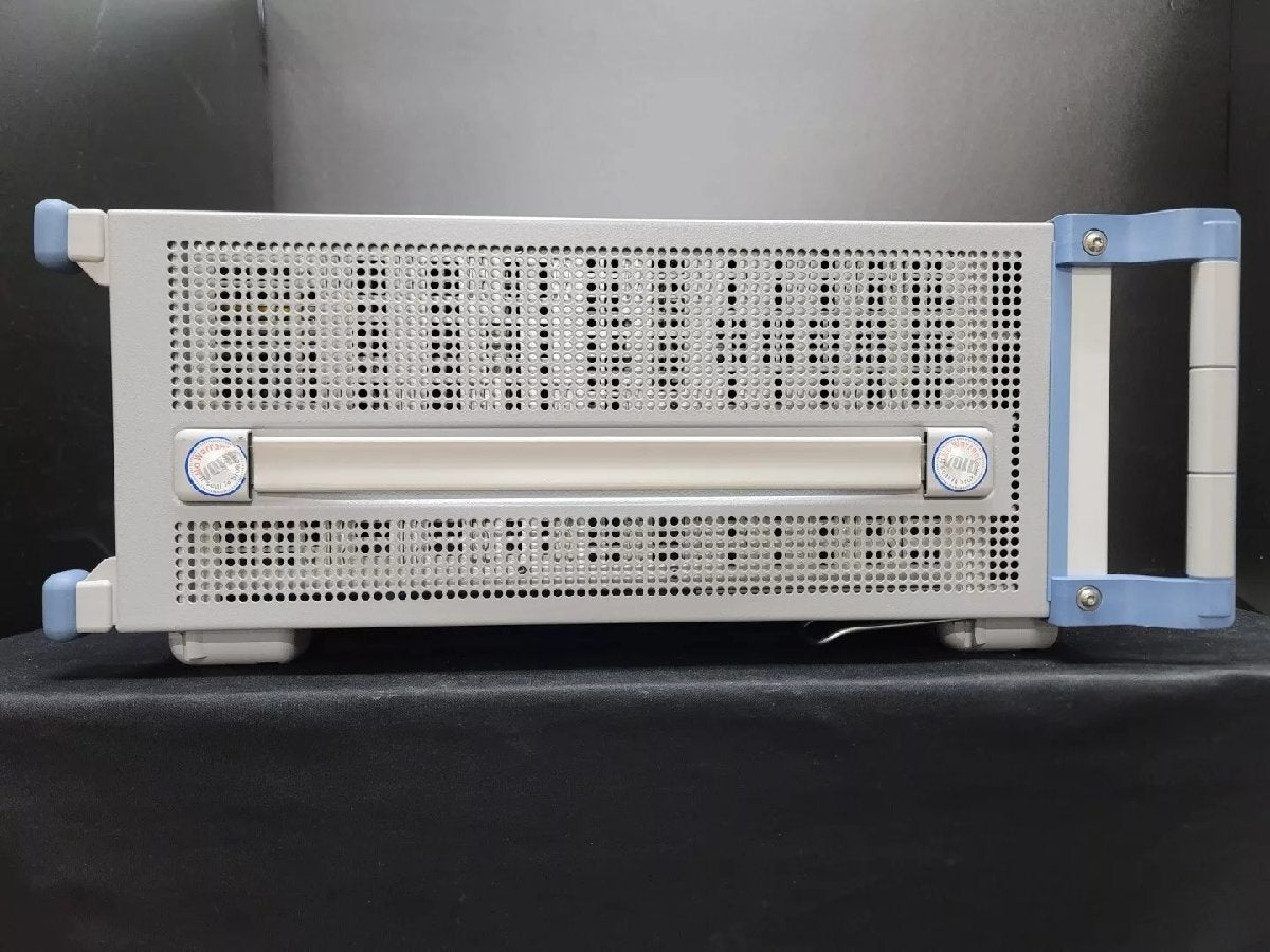 R&S SFU Broadcast Test System (as-is) [1166560366]