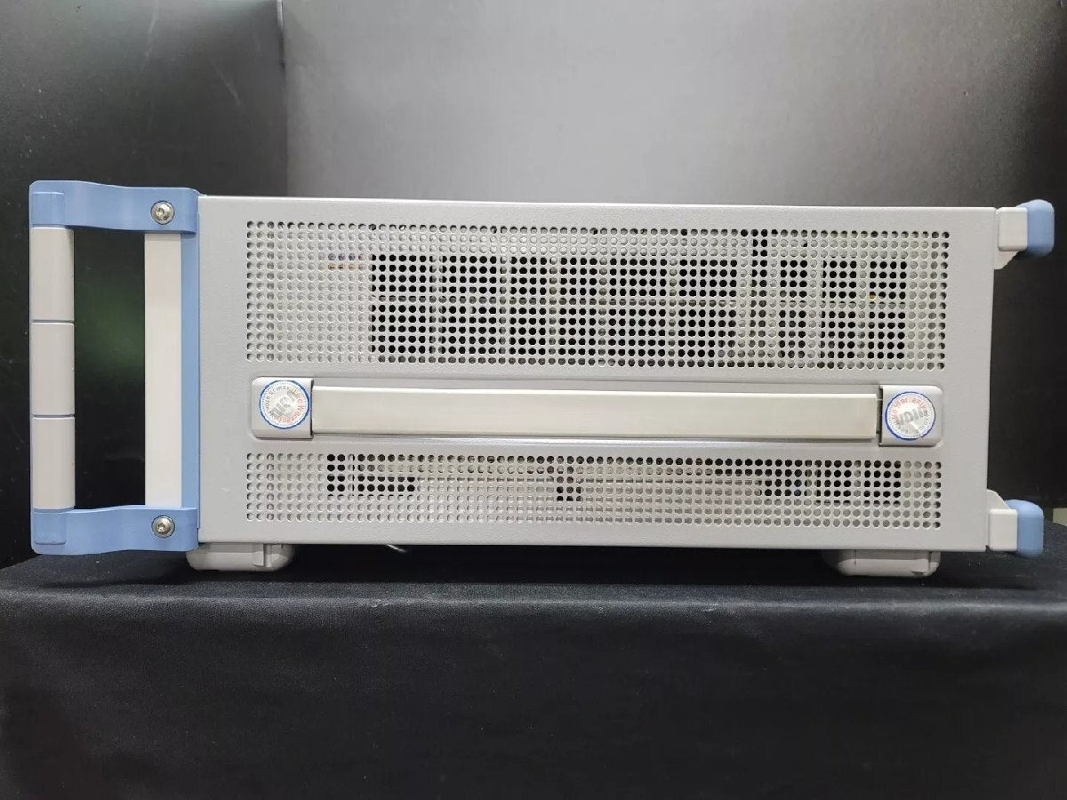 R&S SFU Broadcast Test System (as-is) [1166560366]