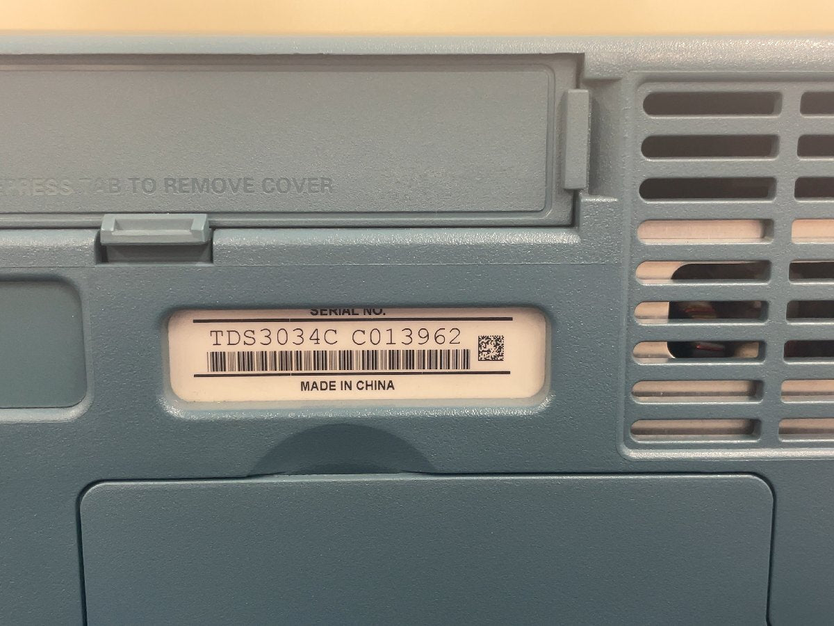 Tektronix TDS3034C Digital Phosphor Oscilloscope 300MHz [r1167425816]