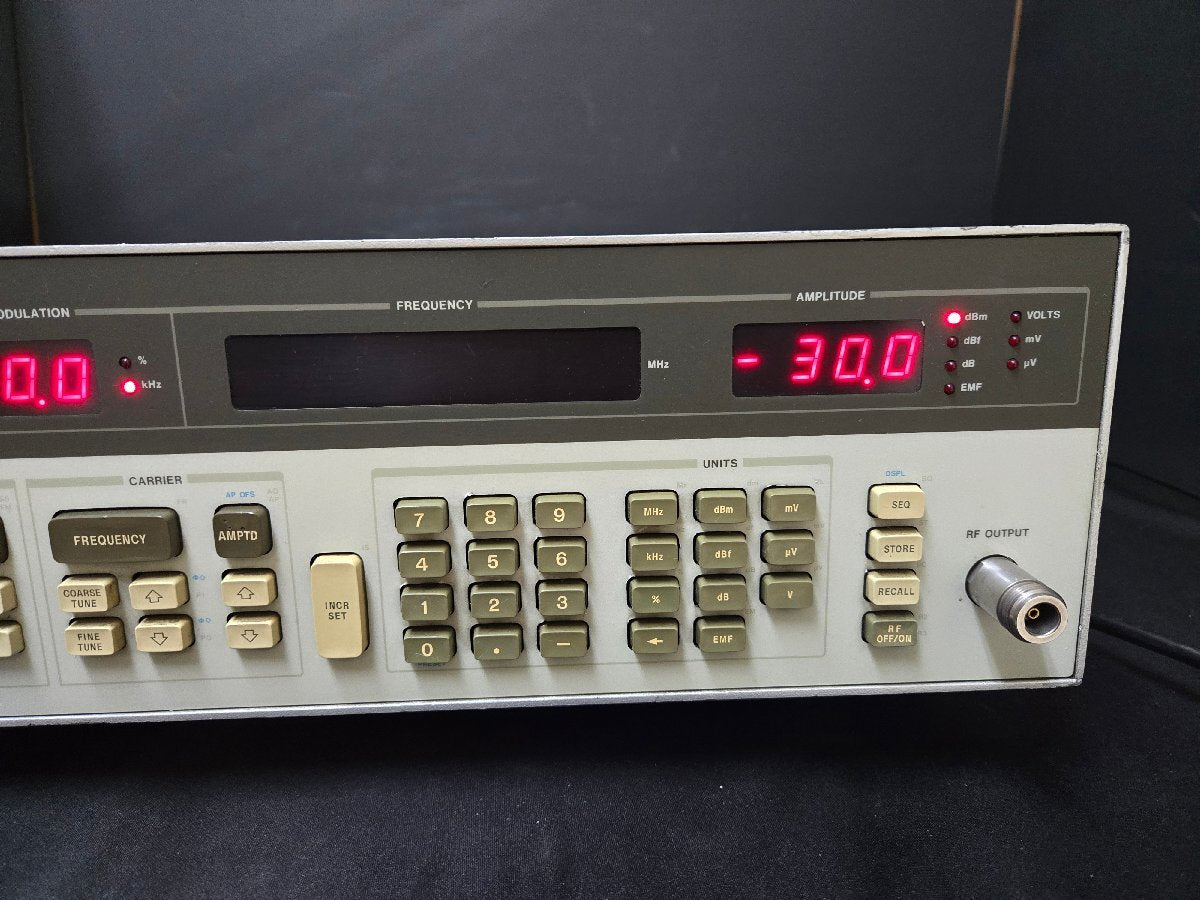 HP 8656B Signal Generator 0.1 - 990MHz [d1170608513]