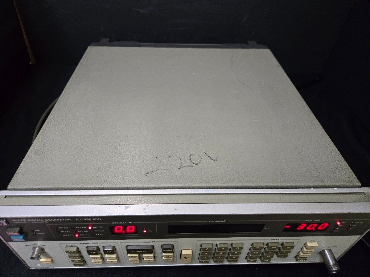 HP 8656B Signal Generator 0.1 - 990MHz [d1170608513]