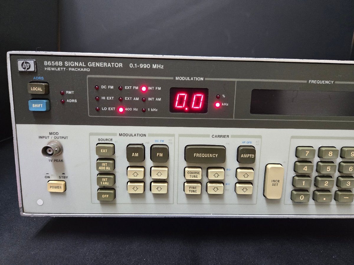 HP 8656B Signal Generator 0.1 - 990MHz [d1170608513]
