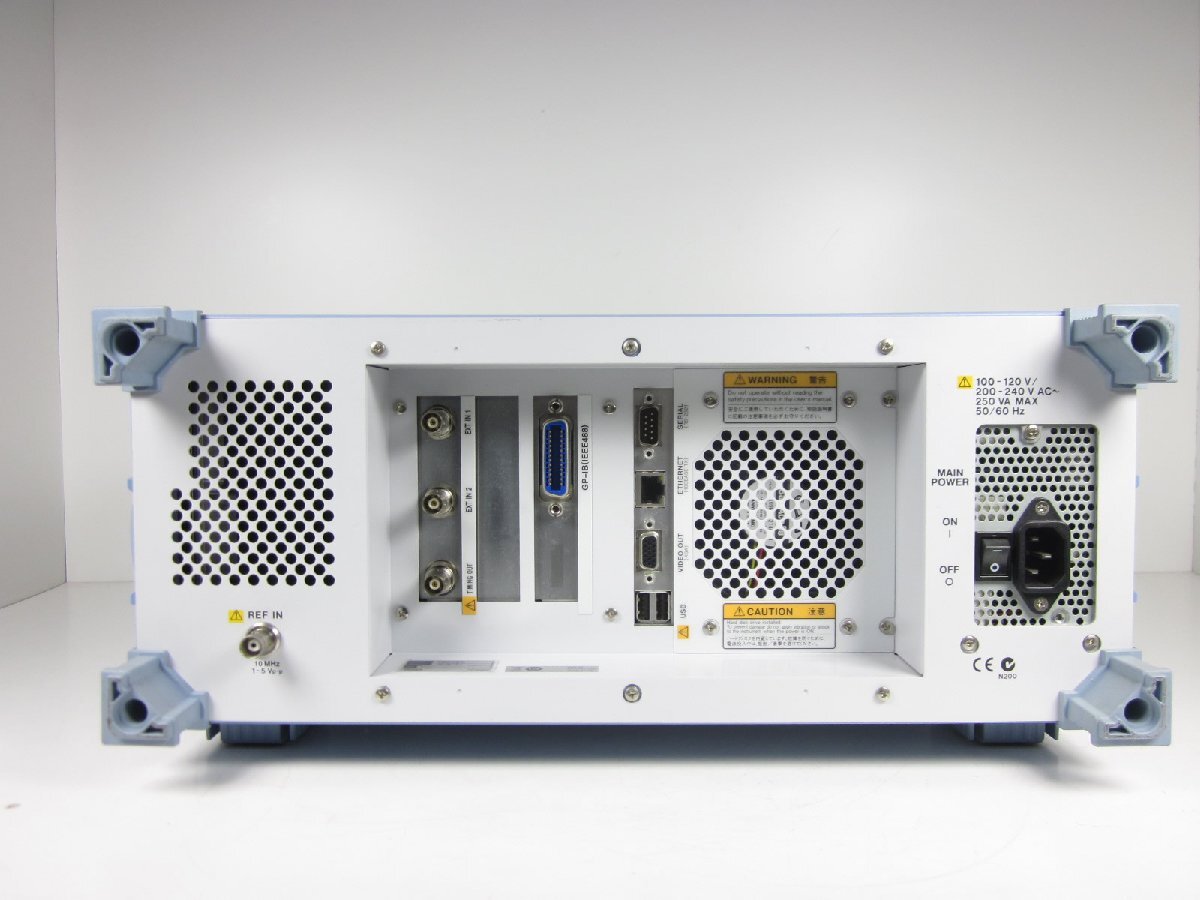 Yokogawa VC3300 Wireless Tester WCDMA Frequency 800MHz to 1GHz 1.7 to 2.4GHz [m1170626247]