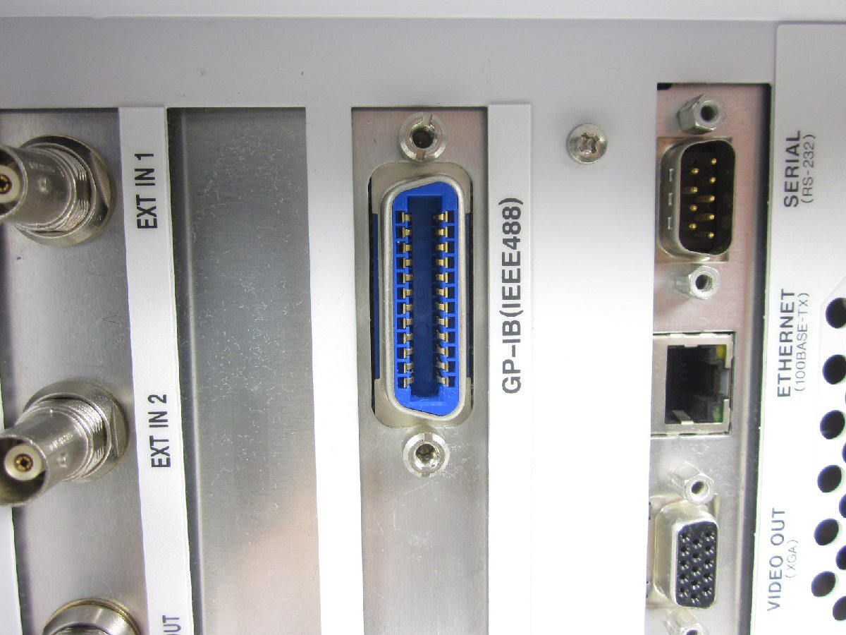 Yokogawa Electric VC3300 Wireless Tester WCDMA Frequency 800MHz to 1GHz 1.7 to 2.4GHz [m1170626247]