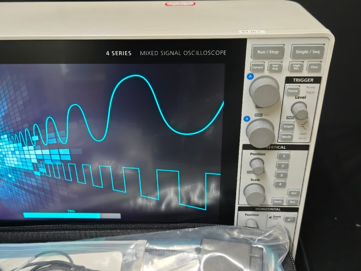 Tektronix MSO44 Mixed Signal Oscilloscope 500MHz 4ch 6.25GS/s [l1170651045]