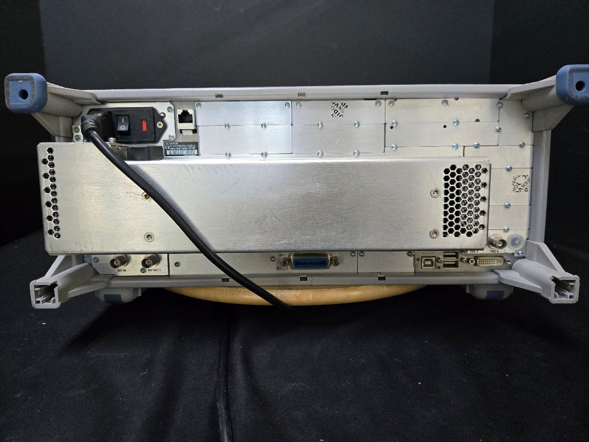 NBC CMW500 Wideband Radio Tester [v1172242361]