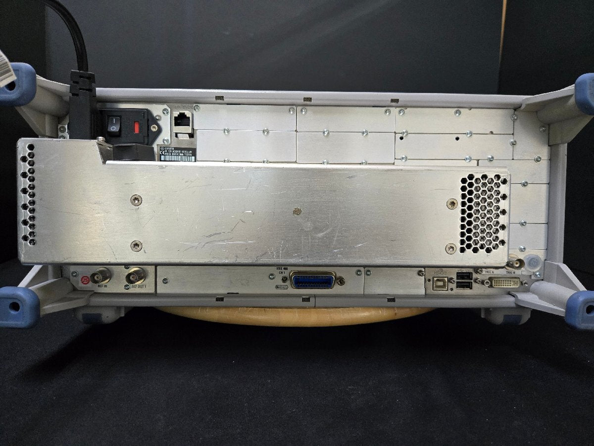 R&S CMW500 Wideband Radio Communication Tester [u1172240937]