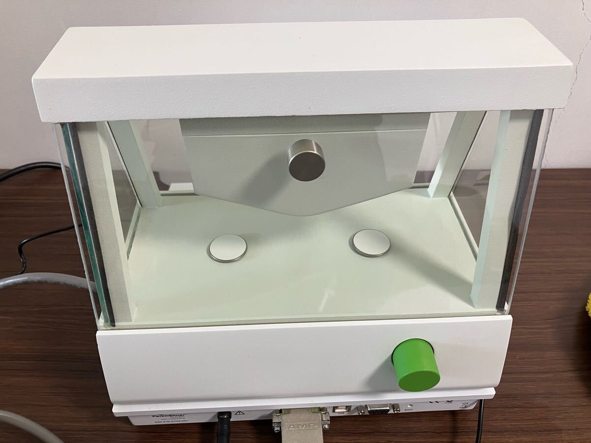 Perkin Elmer AD 6000 Ultra Micro Balance [e1172802863]