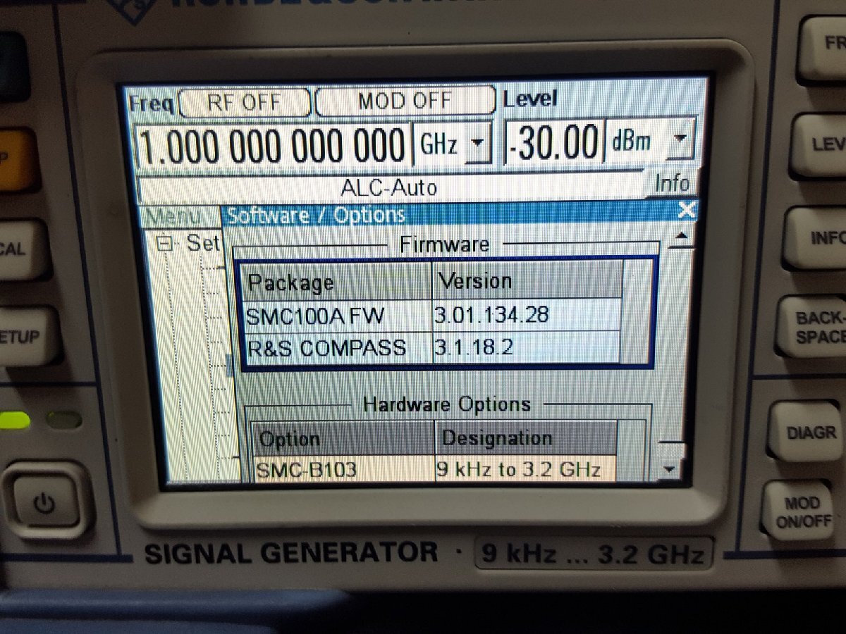 NBC R&S SMC100A Signal Generator 9 kHz to 3.2 GHz Opt. B103 [o1174035358]