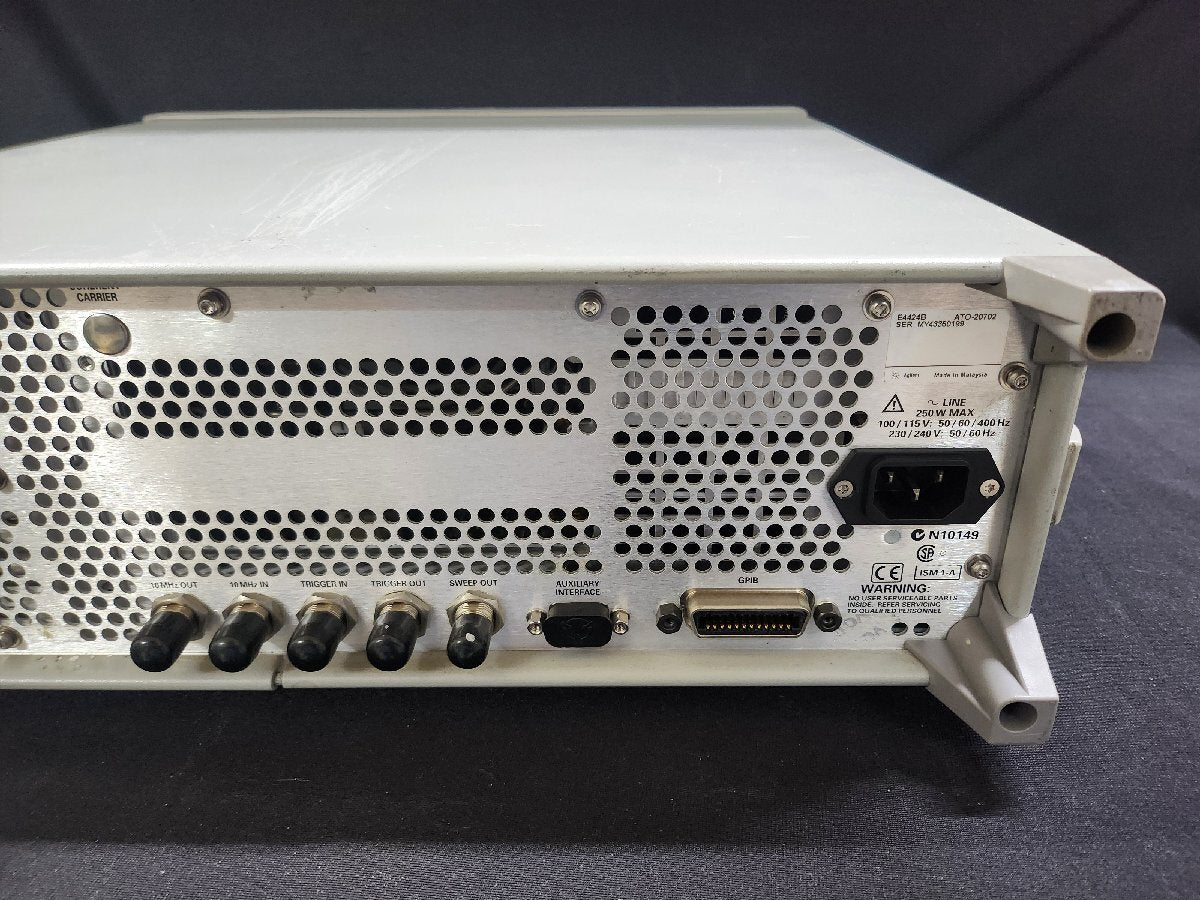 Agilent E4424B ESG-AP Series Analog RF Signal Generator 250kHz-2GHz (as-is) [m1174189021]