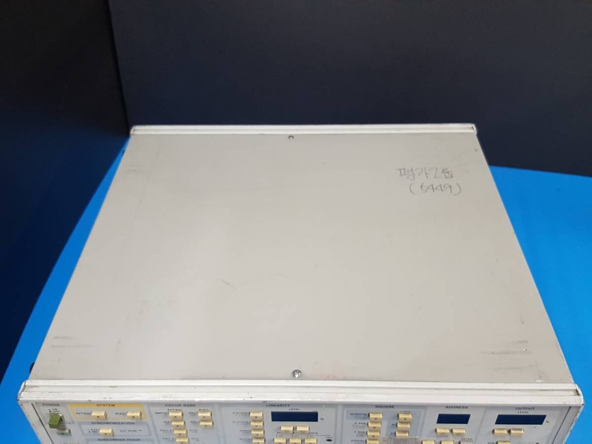 Panasonic VP-8400A Signal Generator NTSC/PAL [k1174193209]