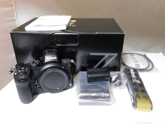 Nikon Z5 Mirrorless Digital Camera [v1174212583]
