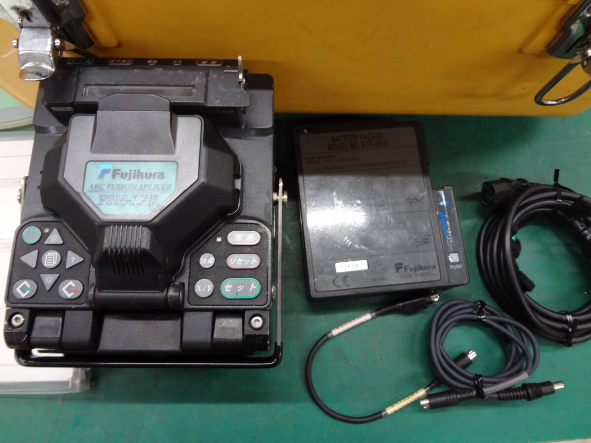 FUJIKURA FSM-17R Optical Fiber Fusion Splicer FUJIKURA CT-30 Optical Fiber Cutter [o1175871802]