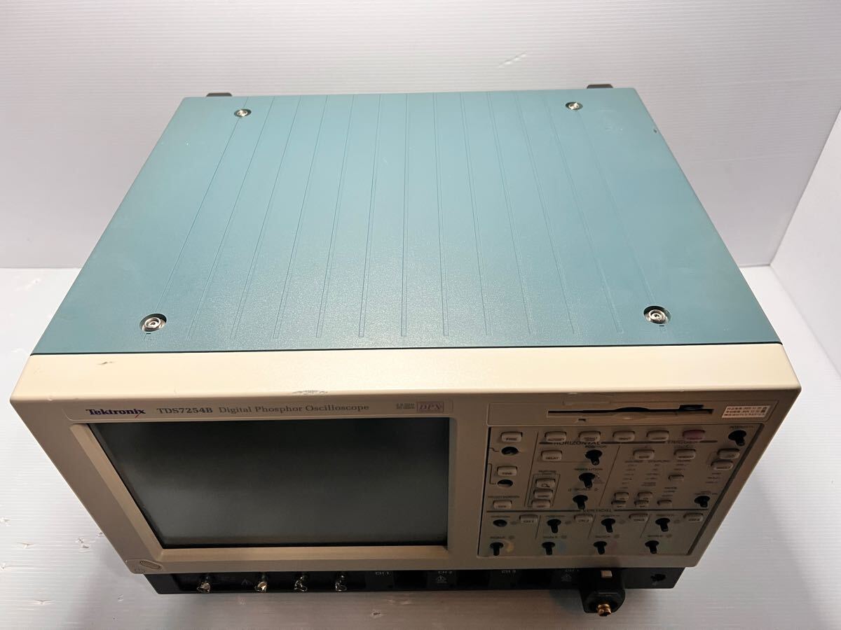 Tektronix TDS7254B Digital Phosphor Oscilloscope [s1176594601]