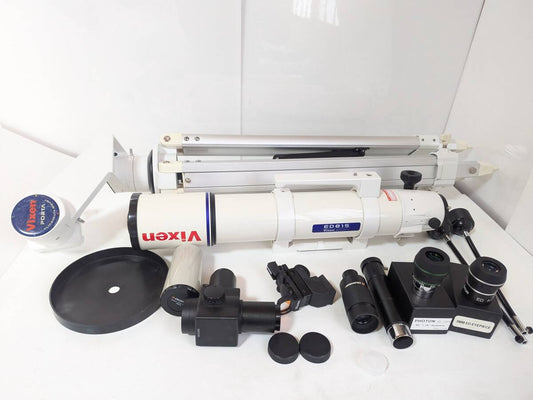 Vixen ED81S Astronomical Telescope with Celestron 8-24MM Eyepiece and Tripod Set [x1176975250]