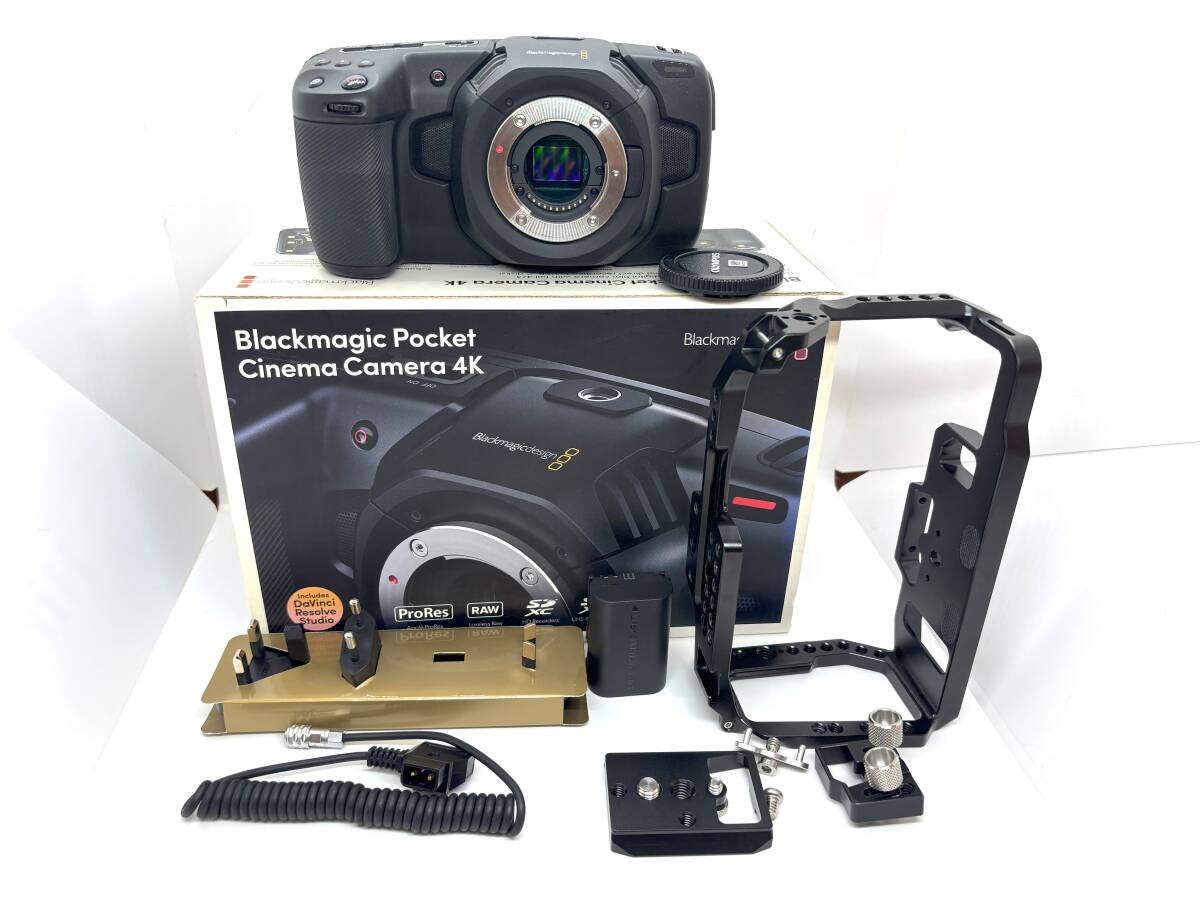 BLACKMAGIC Pocket Cinema Camera 4K with Rig [h1177231985]