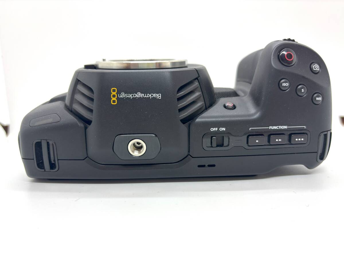 BLACKMAGIC Pocket Cinema Camera 4K with Rig [h1177231985]