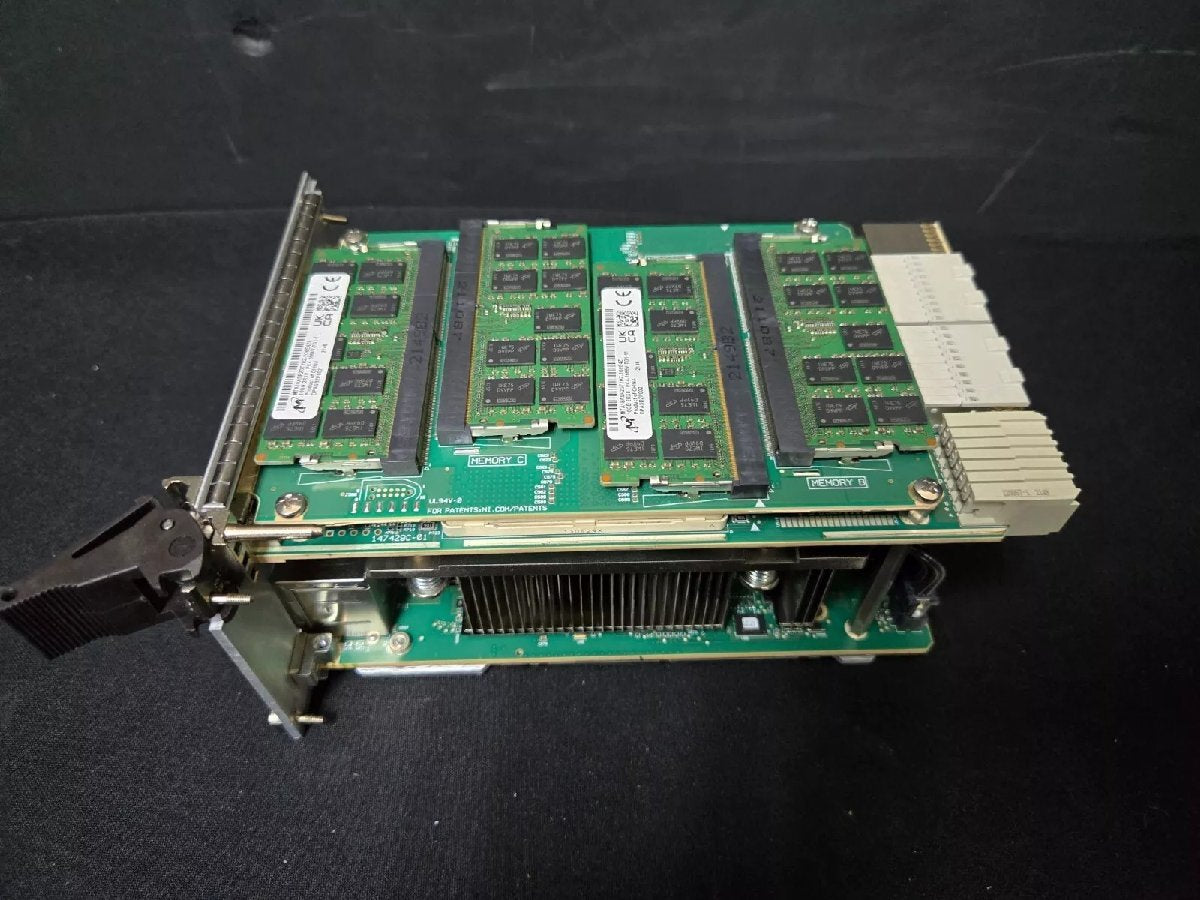 National Instruments PXIe-8881 8-Core Embedded Controller [e1177500338]