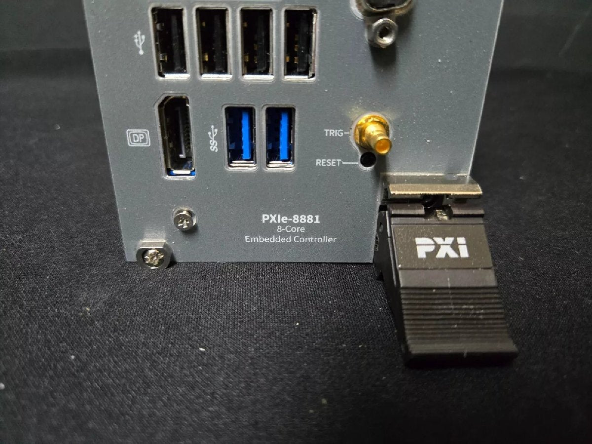 National Instruments PXIe-8881 8-Core Embedded Controller [e1177500338]